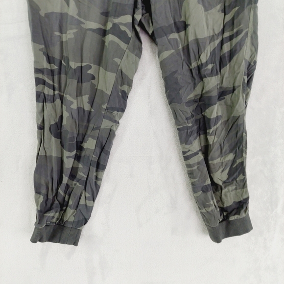 Splendid Women's Olive Camoflage Sweatpants Drawstring Jogger P5755 - Picture 3 of 9